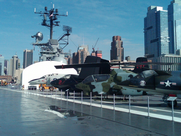 NY_USS Intrepid2.jpg